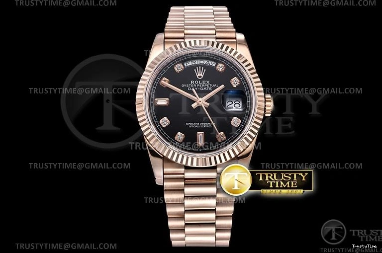 0419 RDD0219H – DayDate 36mm ComfortFit 694